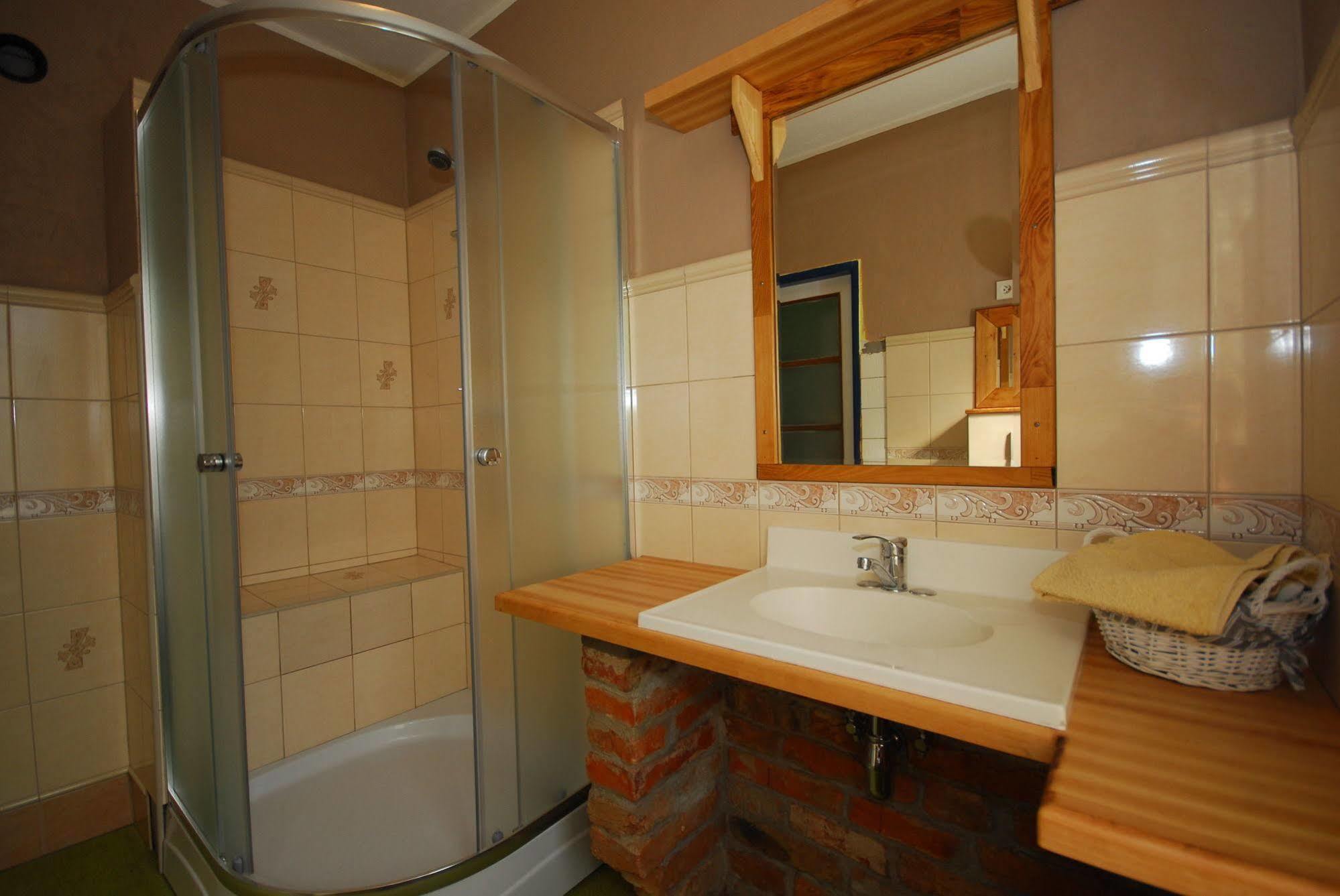 Privat Henry Bed & Breakfast Liptovský Mikuláš Екстериор снимка