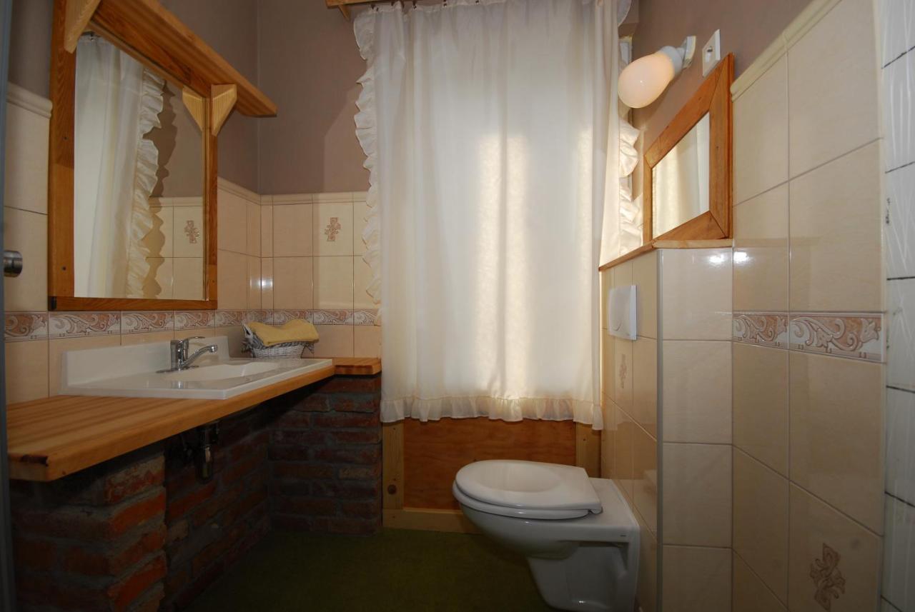 Privat Henry Bed & Breakfast Liptovský Mikuláš Екстериор снимка