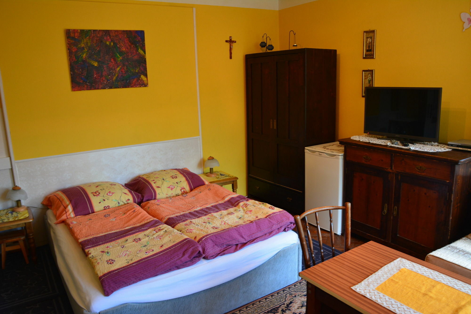 Privat Henry Bed & Breakfast Liptovský Mikuláš Екстериор снимка