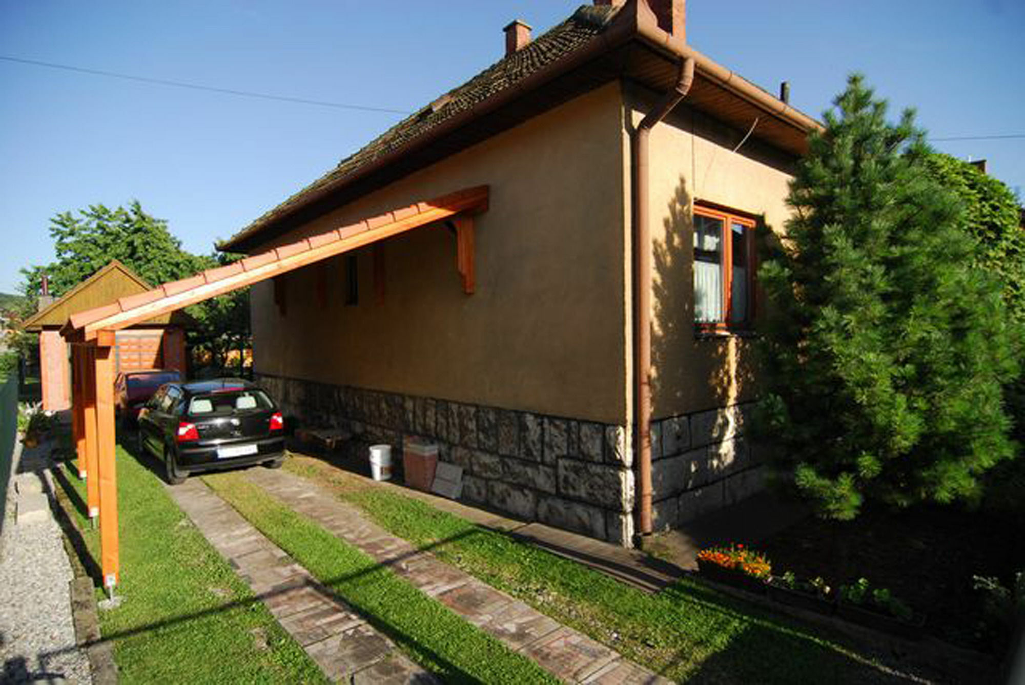 Privat Henry Bed & Breakfast Liptovský Mikuláš Екстериор снимка