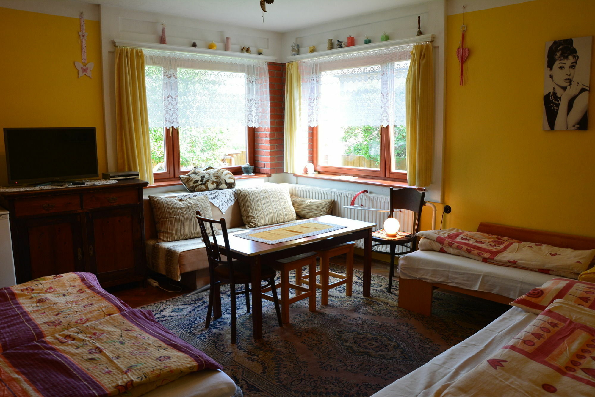 Privat Henry Bed & Breakfast Liptovský Mikuláš Екстериор снимка