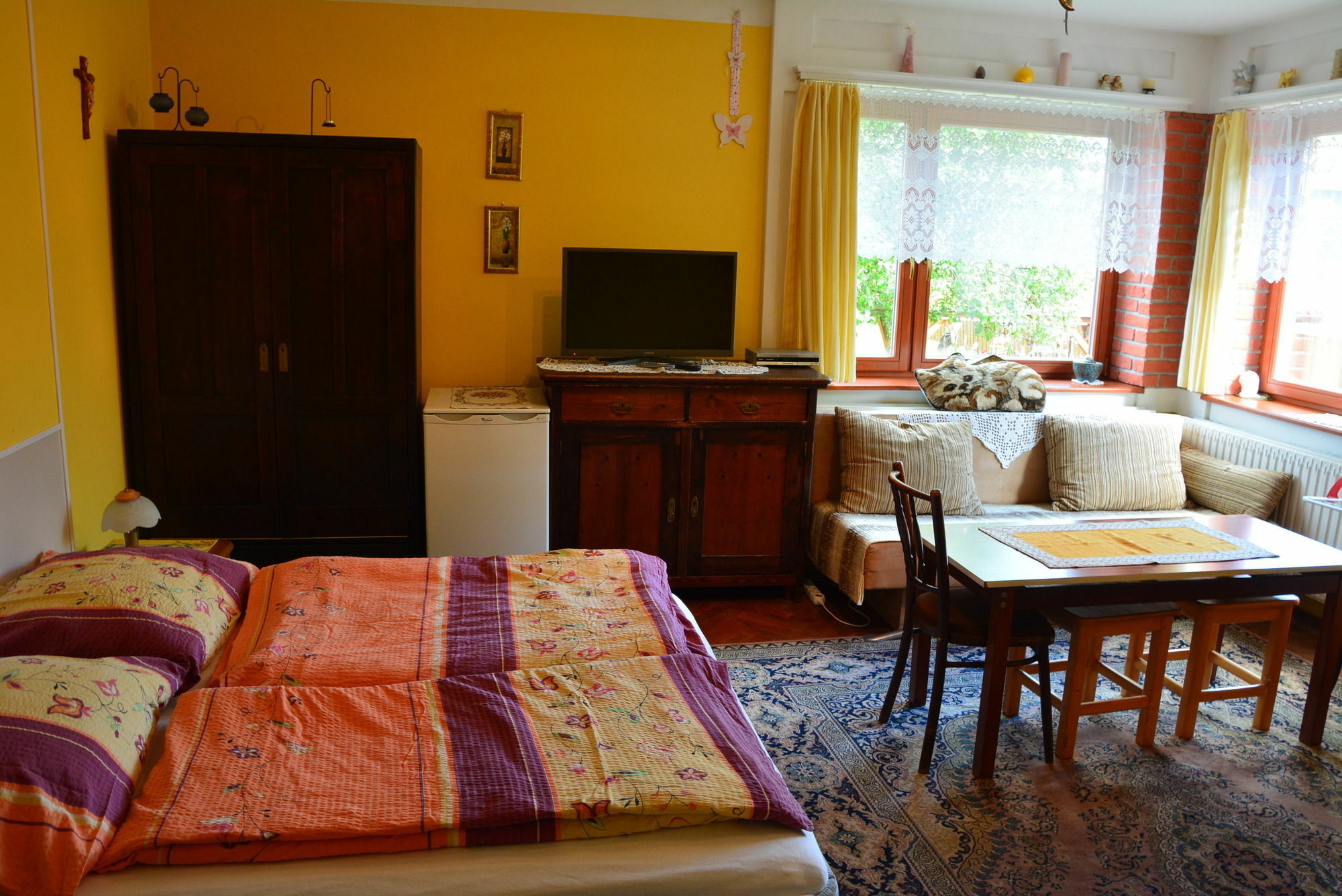 Privat Henry Bed & Breakfast Liptovský Mikuláš Екстериор снимка